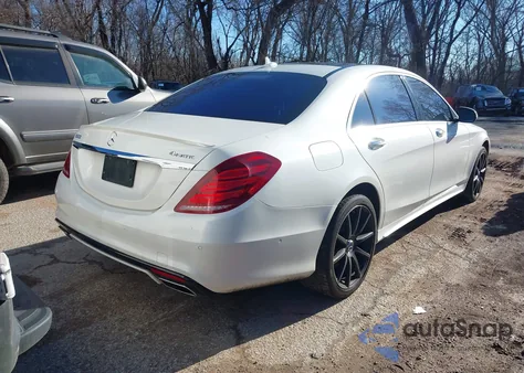2015 Mercedes-Benz S 550 4Matic z USA, uszkodzony, nr VIN WDDUG8FB8FA171933
